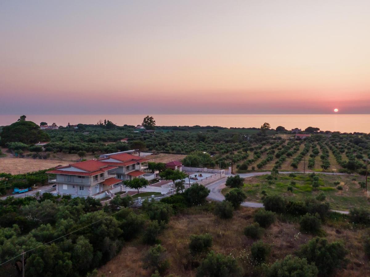 Terra Helios Suites & Studios Κυπαρισσία Εξωτερικό φωτογραφία