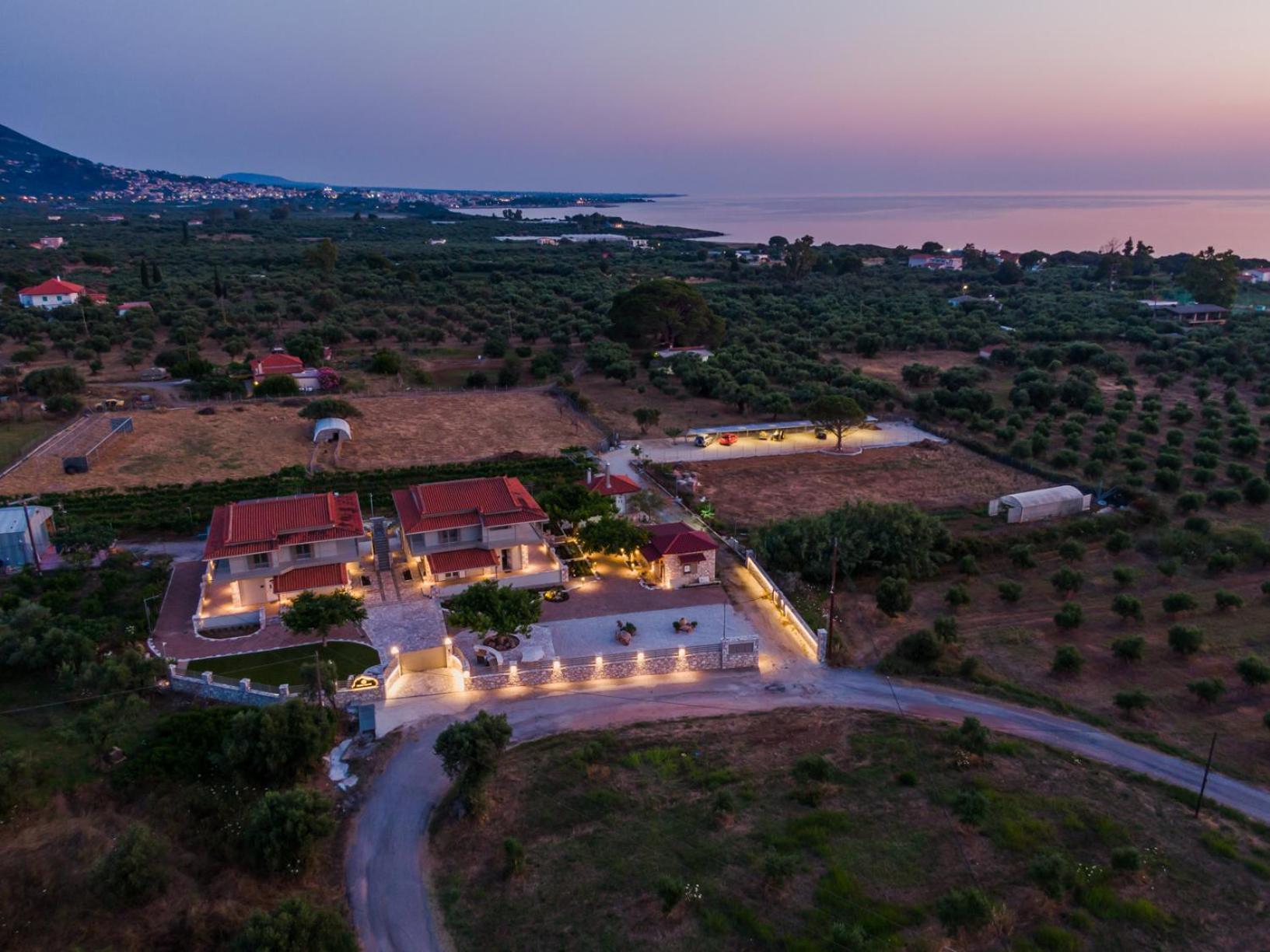 Terra Helios Suites & Studios Κυπαρισσία Εξωτερικό φωτογραφία