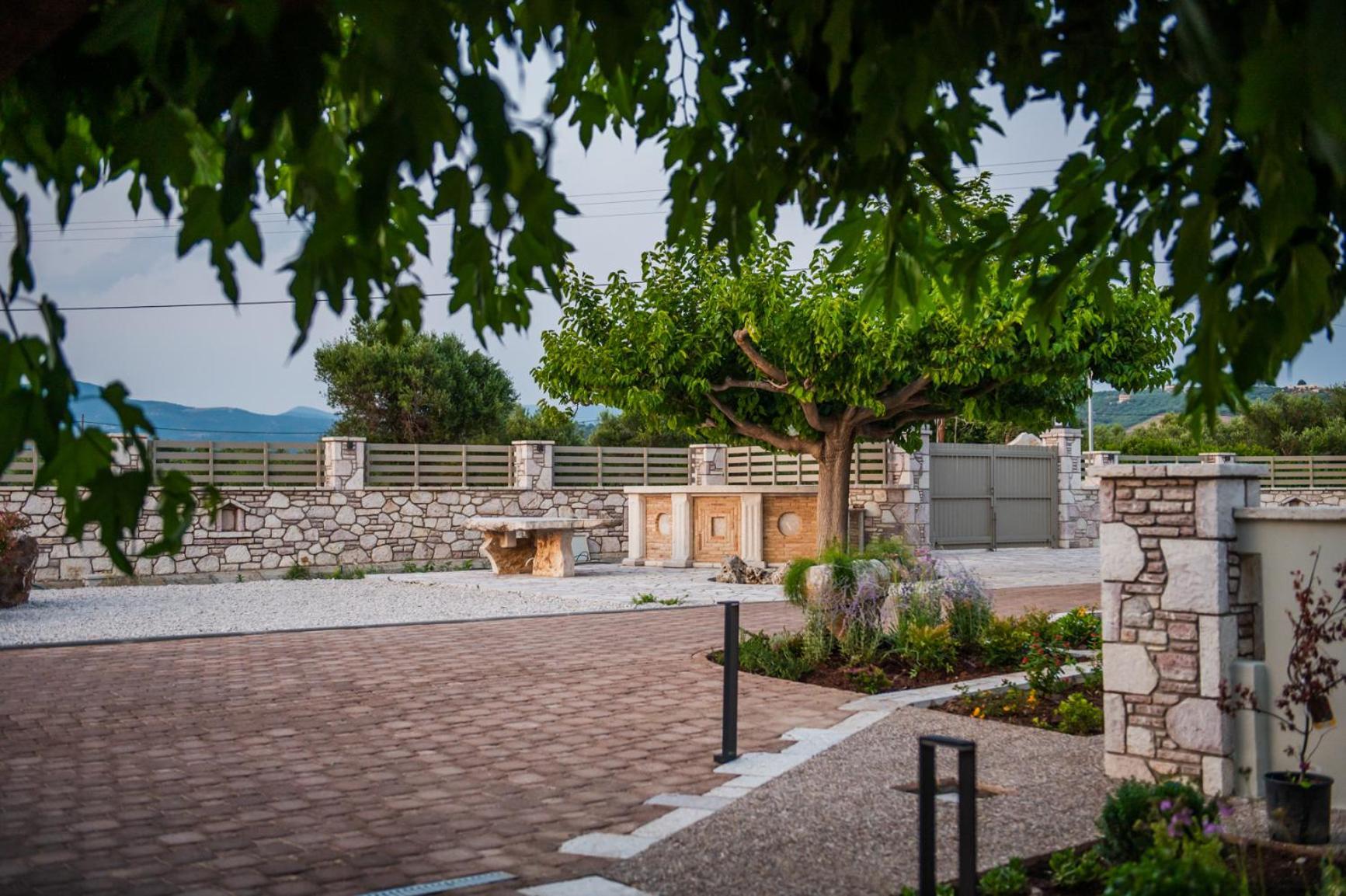 Terra Helios Suites & Studios Κυπαρισσία Εξωτερικό φωτογραφία