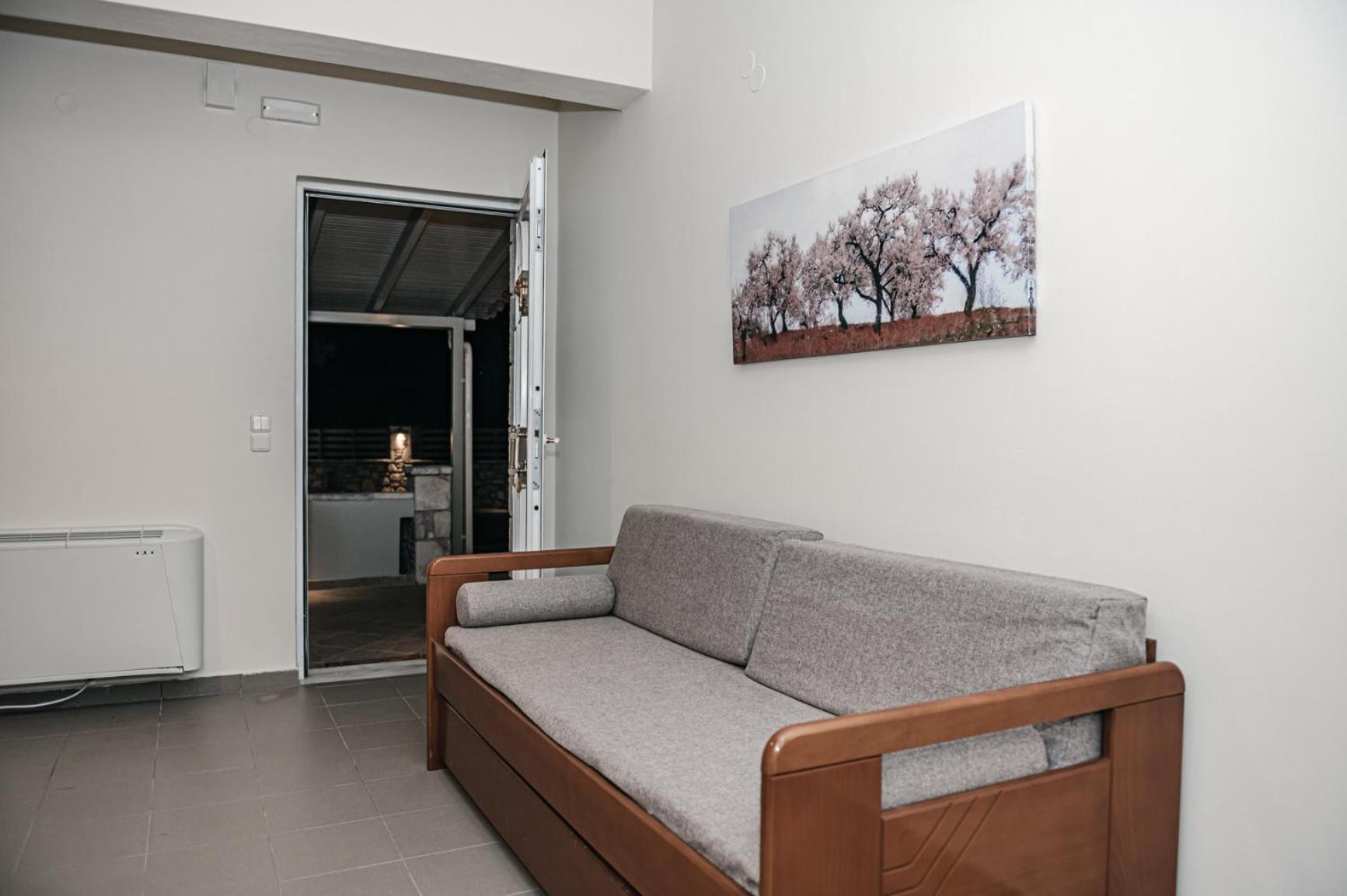 Terra Helios Suites & Studios Κυπαρισσία Δωμάτιο φωτογραφία