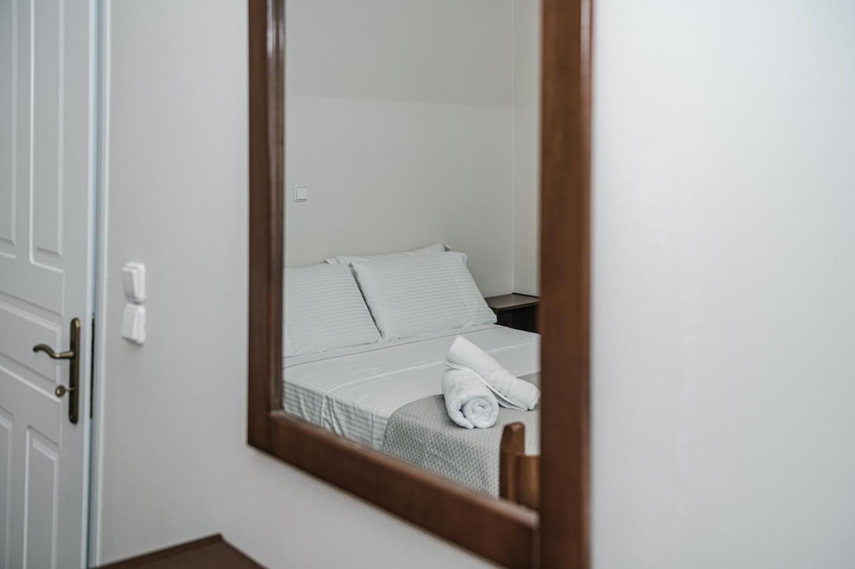 Terra Helios Suites & Studios Κυπαρισσία Δωμάτιο φωτογραφία