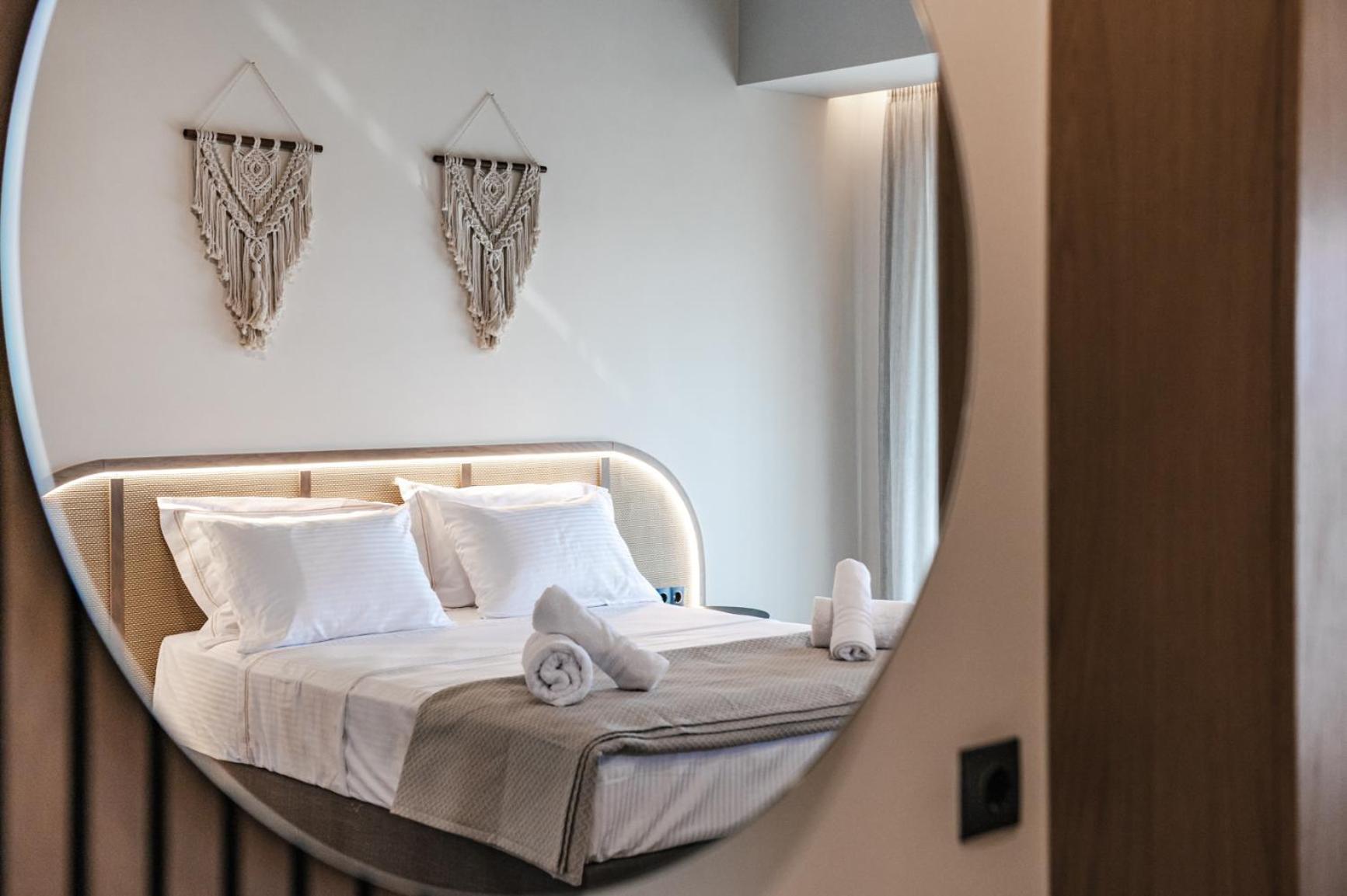 Terra Helios Suites & Studios Κυπαρισσία Δωμάτιο φωτογραφία
