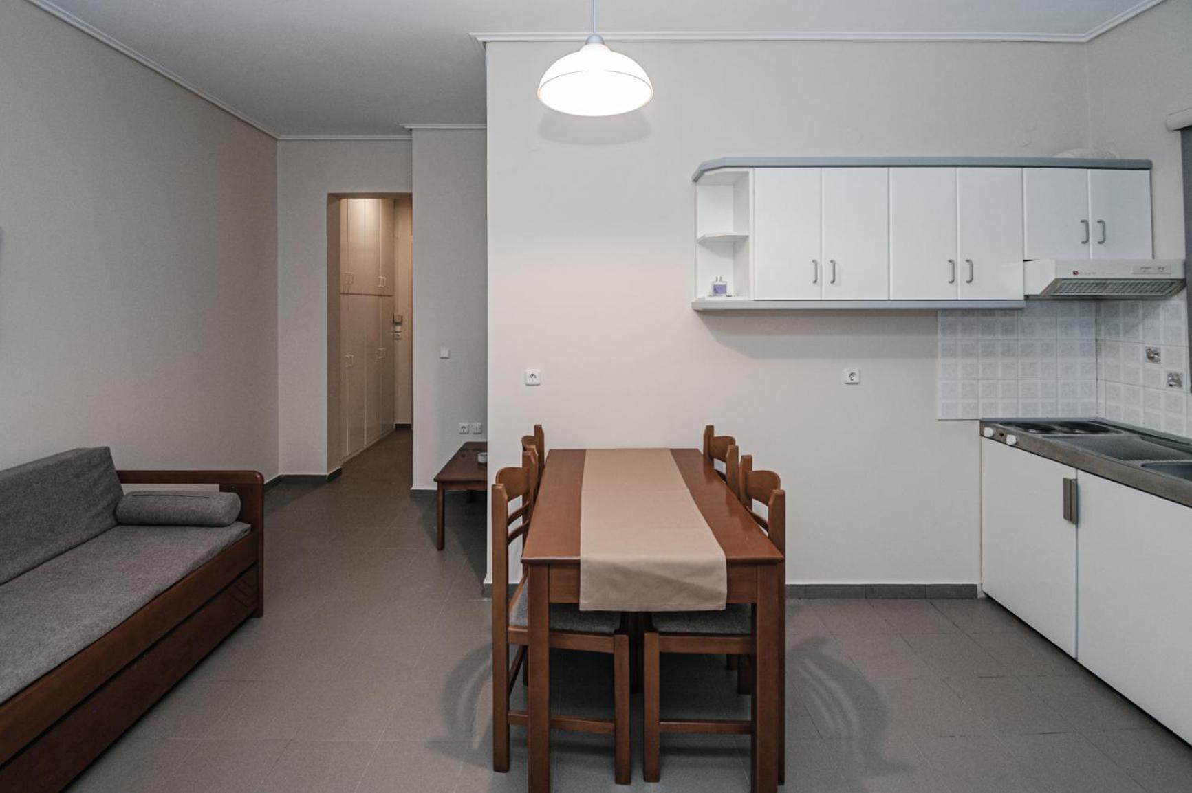 Terra Helios Suites & Studios Κυπαρισσία Δωμάτιο φωτογραφία
